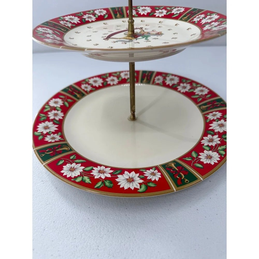 Classic Traditions Charlton Hall 2 Tier Serving Tray Christmas Horse Japan